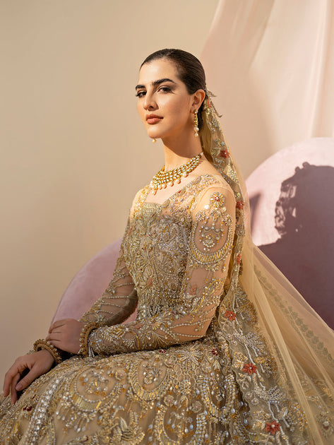 Gold 2025 bride dresses