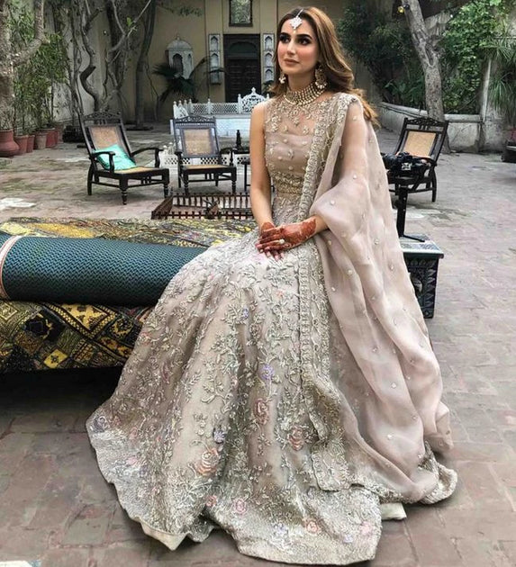 pakistani maxi dresses for weddings