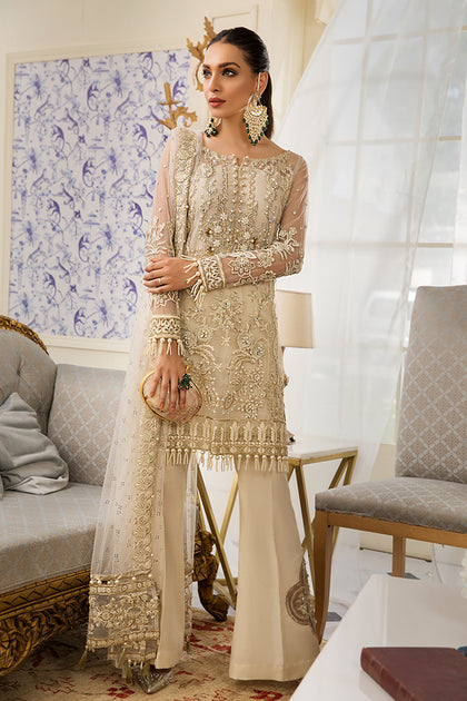 Dress on sale in pakistani