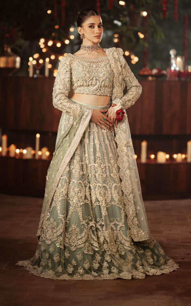 Bridal Wedding Dress in Choli Lehenga Dupatta Style