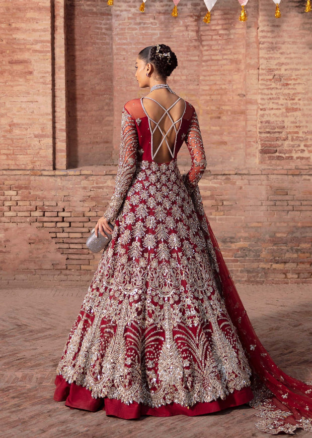 Classic Pakistani Bridal Dress in Classic Lehenga Gown Style