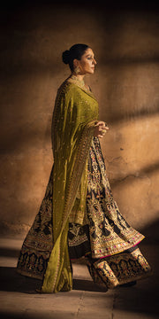 Classic Pakistani Wedding Dress in Pishwas and Trousers Style