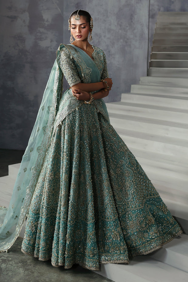 Elegant Pakistani Bridal Dress in Turquoise Choli Lehenga Style