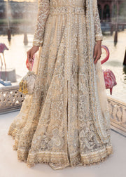 Elegant Pakistani Wedding Dress in Bridal Pishwas Lehenga Style