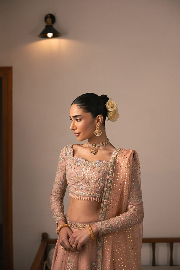 Latest Bridal Wedding Dress in Pink Choli and Lehenga Style