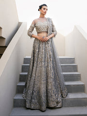 Latest Lehenga Choli Pakistani Wedding Dress in California