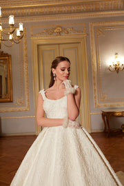 Latest Off-White Princess Wedding Dress in Bridal Gown Style