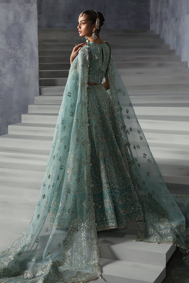 Latest Pakistani Bridal Dress in Turquoise Choli Lehenga Style