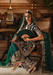 Latest Pakistani Wedding Dress in Green Salwar Kameez Style