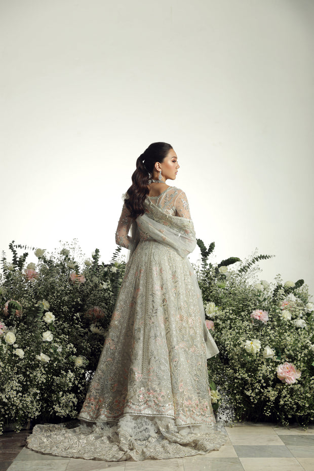 Latest Pakistani Wedding Dress in Lehenga and Open Gown Style