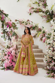 Latest Pishwas Lehenga Dupatta Green Pakistani Wedding Dress