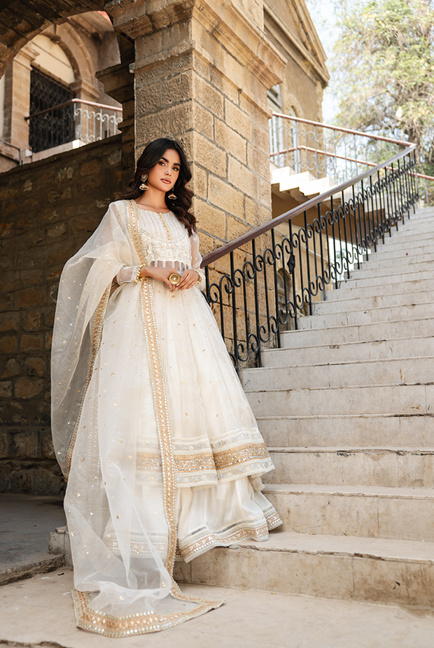 Lehenga Frock and Dupatta Pakistani Wedding Dress