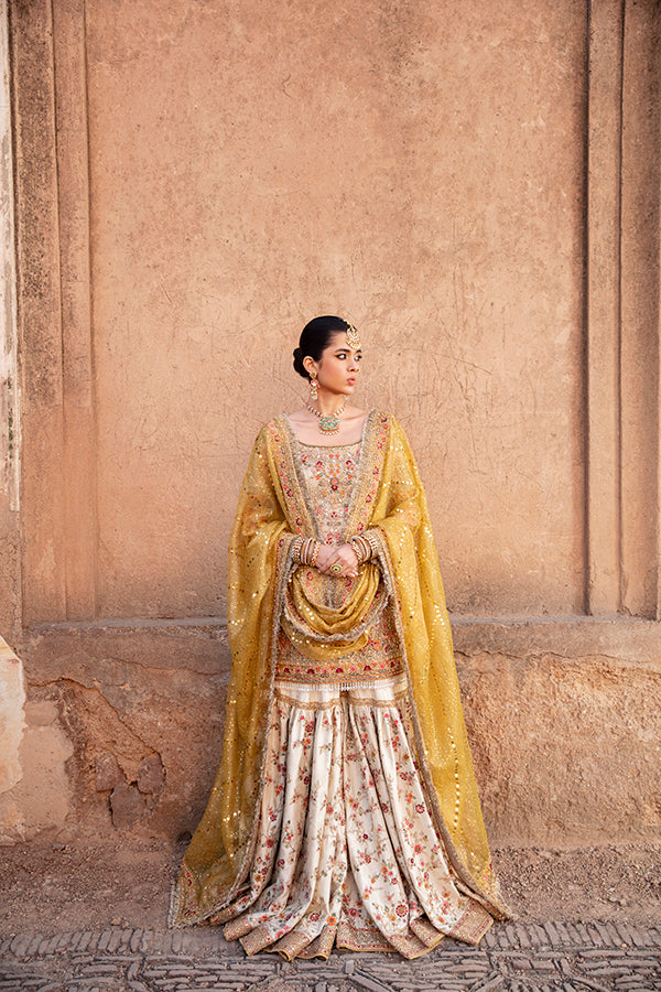 Mehndi Dress in Gharara Kameez Dupatta Style