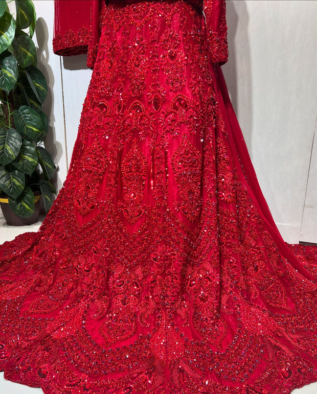 Pakistani Bridal Dress in Red Choli and Lehenga Style Online