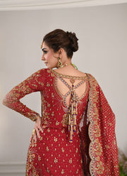 Pakistani Bridal Outfit in Kameez and Lehenga Style Online