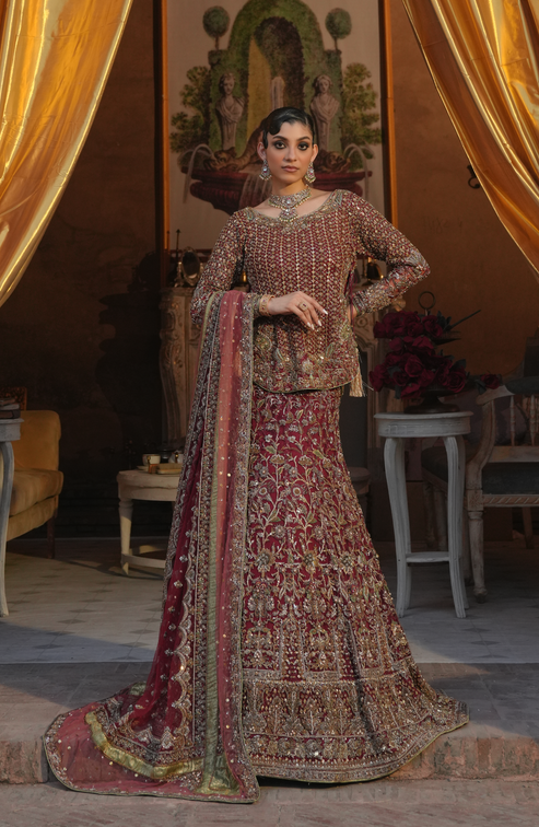 Pakistani Bridal Shirt and Red Lehenga in Mermaid Style