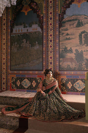 Pakistani Mehndi Dress in Pishwas Frock Style