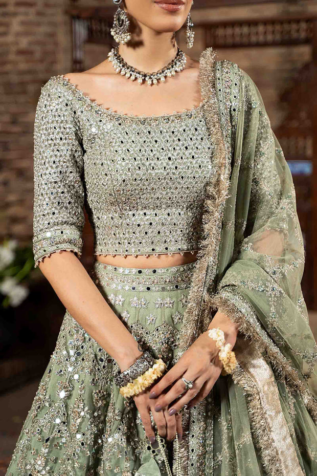 Pakistani Wedding Dress in Bridal Choli Lehenga Style Online