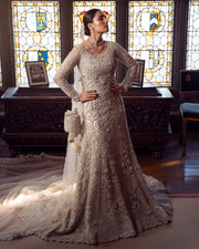 Pakistani Wedding Dress in Premium Bridal Gown Style Online