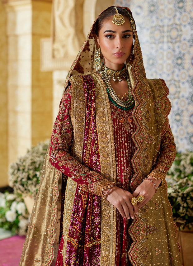 Pakistani Bridal Dress in Classic Farshi Bridal Lehenga