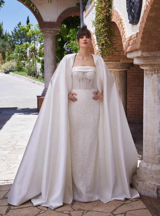 Pearl Pattern Designed Mermaid Style Bridal Gown Neckline and Cape