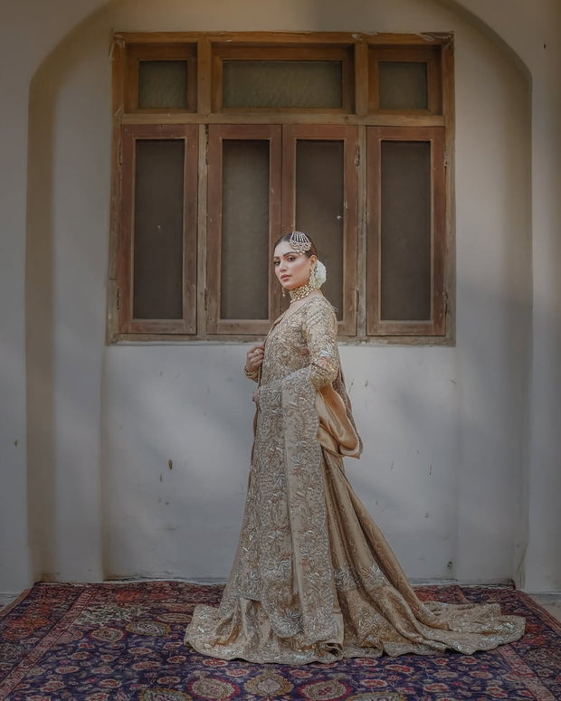 Premium Pakistani Wedding Dress in Bridal Kameez Lehenga Style