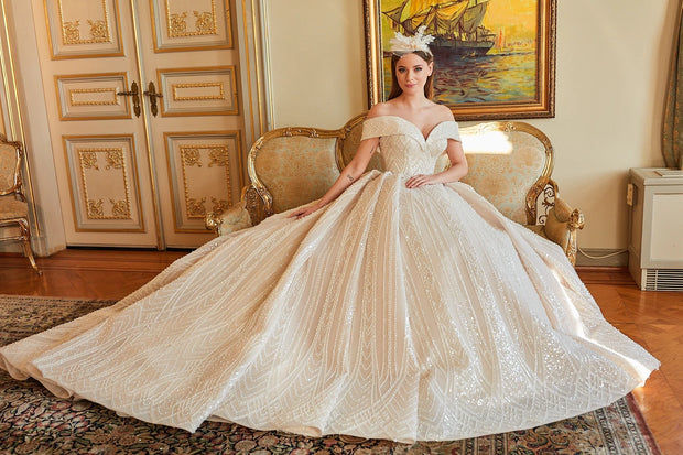 Royal Fairytale Bridal Gown Style Off-Shoulder Wedding Dress