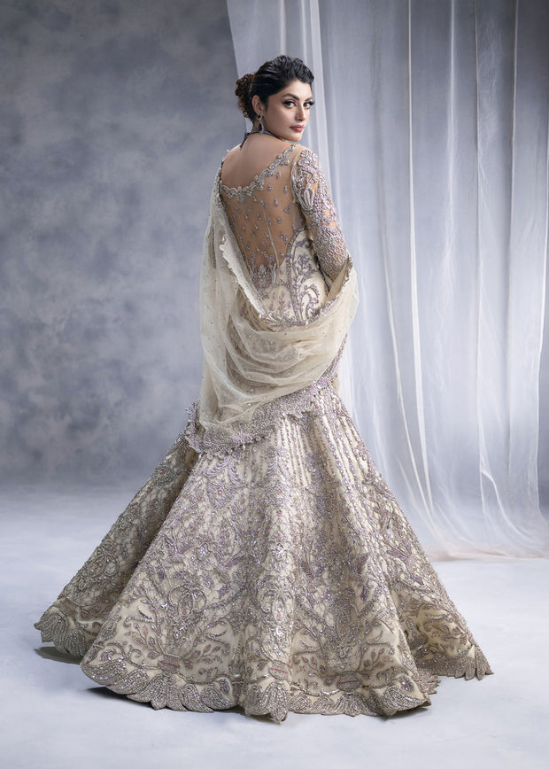 Royal Pakistani Bridal Dress in Wedding Gown Dupatta Style