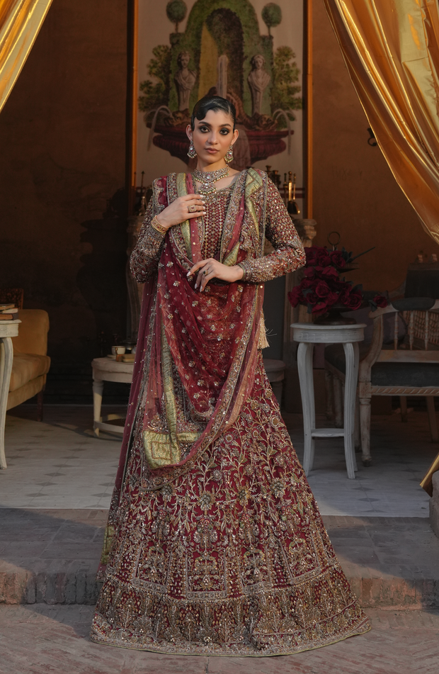 Royal Pakistani Bridal Shirt and Red Lehenga in Mermaid Style