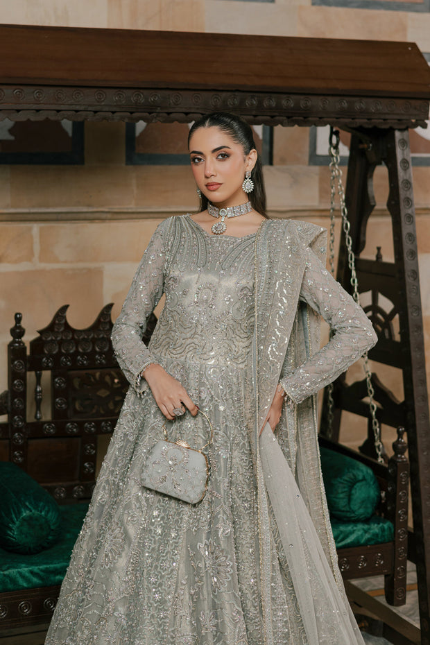 Silver Grey Queen Style Pakistani Wedding Pishwas