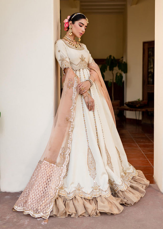 Traditional Ivory Pakistani Wedding Wear Pishwas Frock Dupatta