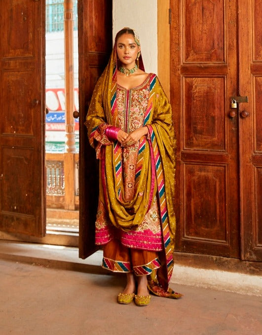 Traditional Kameez Trouser Pakistani Wedding Dress