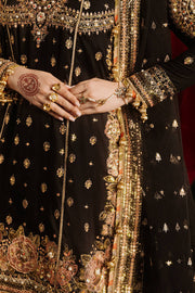 Traditional Pakistani Wedding Dress in Black Gharara Kameez Style