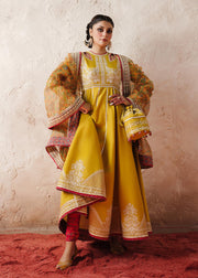 Traditional Pishwas and Dupatta Pakistani Wedding Dress