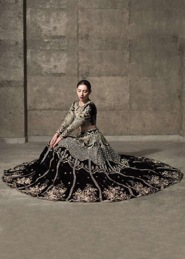 Black Bridal Lehnga Choli for Wedding Clear View