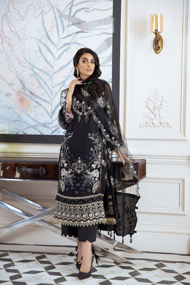 Black Kameez Salwar with Delicate Embroidery Latest