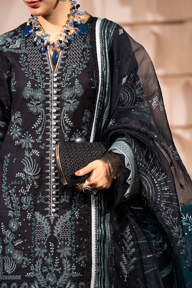 Royal Black Lawn Kameez Salwar in Pakistani Eid Dresses