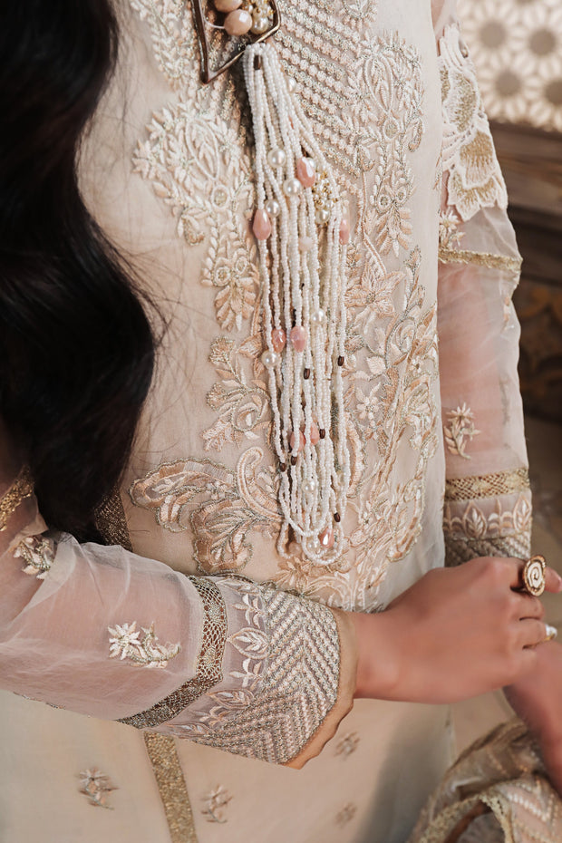 Elegant Fancy Pakistani White Suit for Women 2022