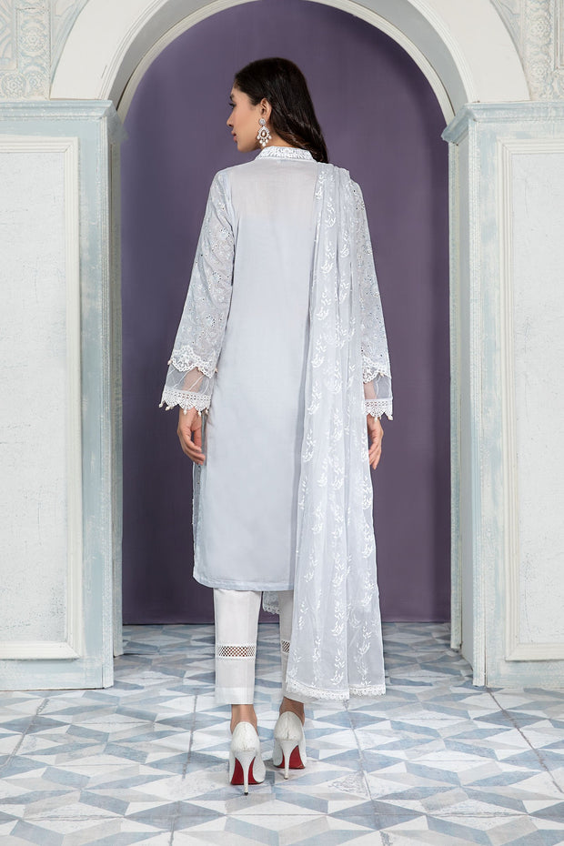 Latest Pakistani Dress in Lawn Salwar Kameez Style