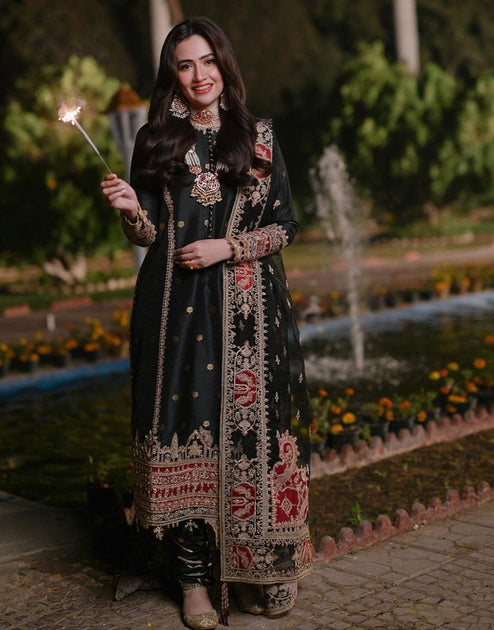 Royal Kameez Trouser Pakistani Black Dress for Wedding – Nameera by Farooq