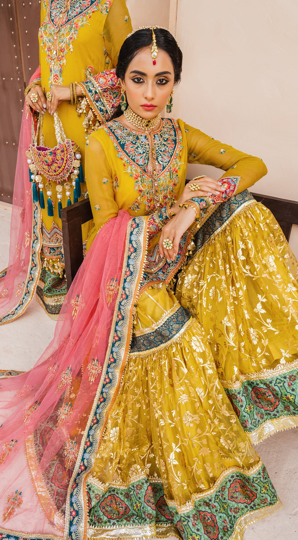 Mehndi Dress Pakistani With A Farshi Gharara Online 2022 Nameera By Farooq 7569