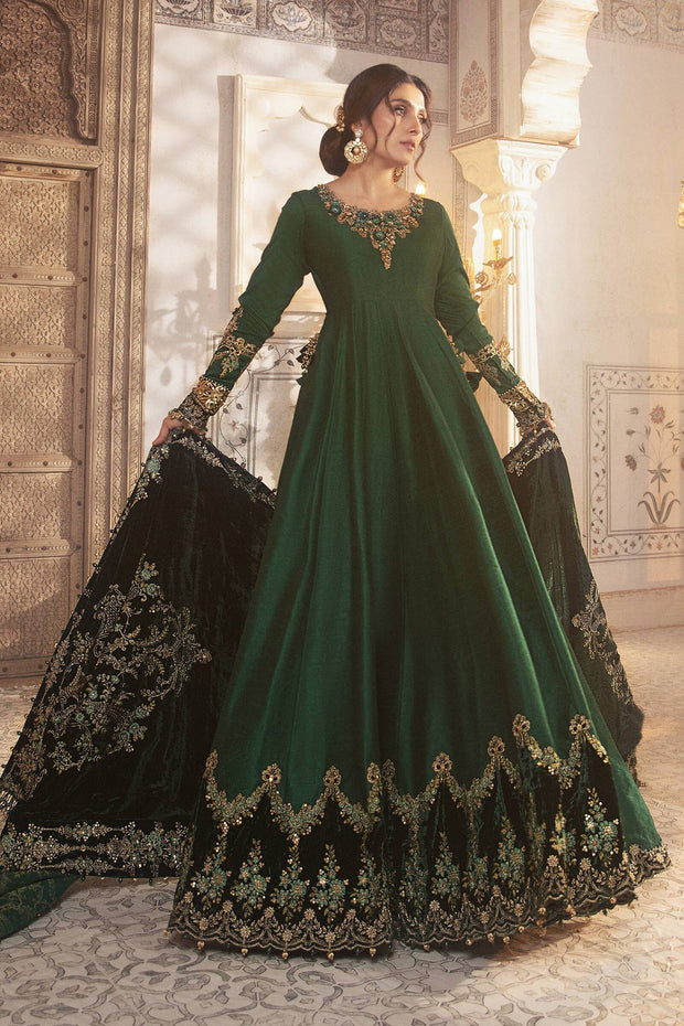 Shop Pakistani Wedding Dress Long Frock With Velvet Shawl – Nameera by  Farooq
