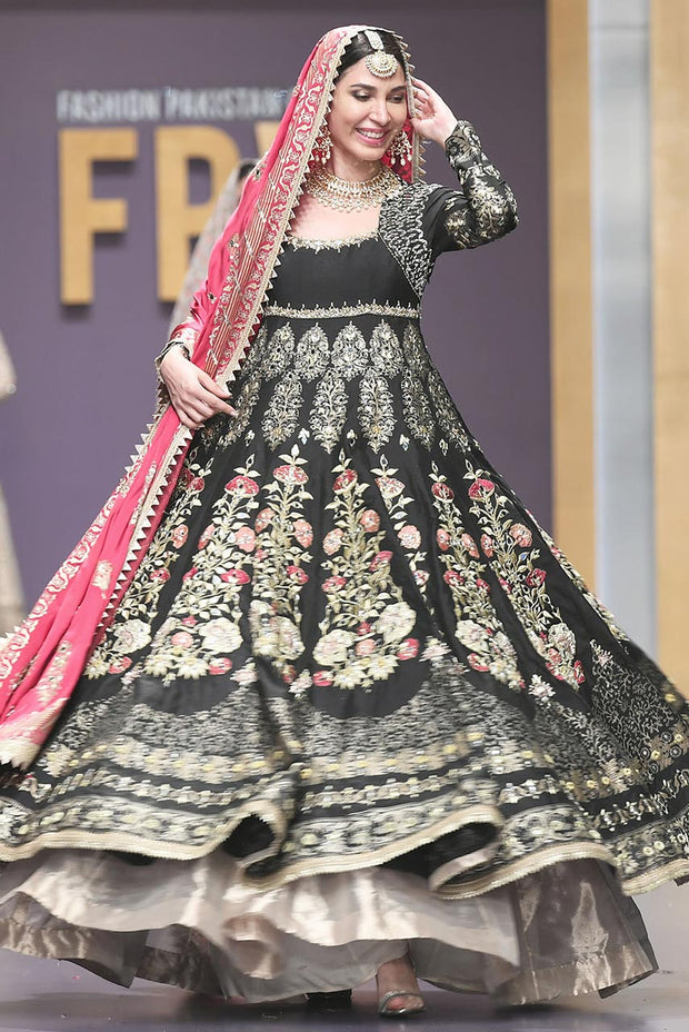 Pakistani Bridal Froke with Pink Shawl for Wedding 